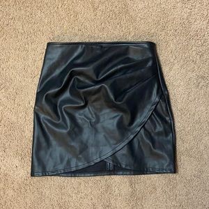 Brand new black going out skirt